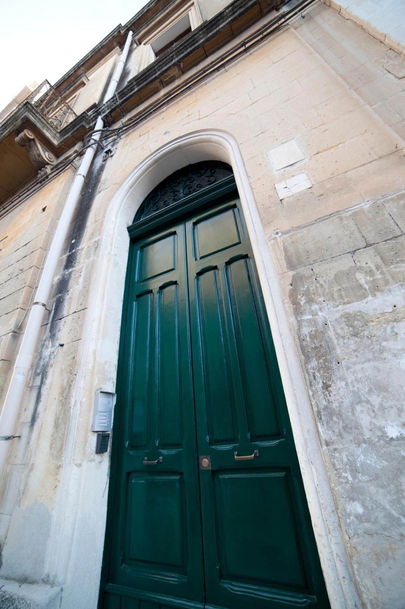 19Venti Bed and Breakfast Lecce Exteriör bild