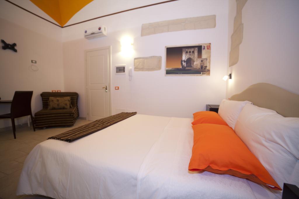 19Venti Bed and Breakfast Lecce Exteriör bild