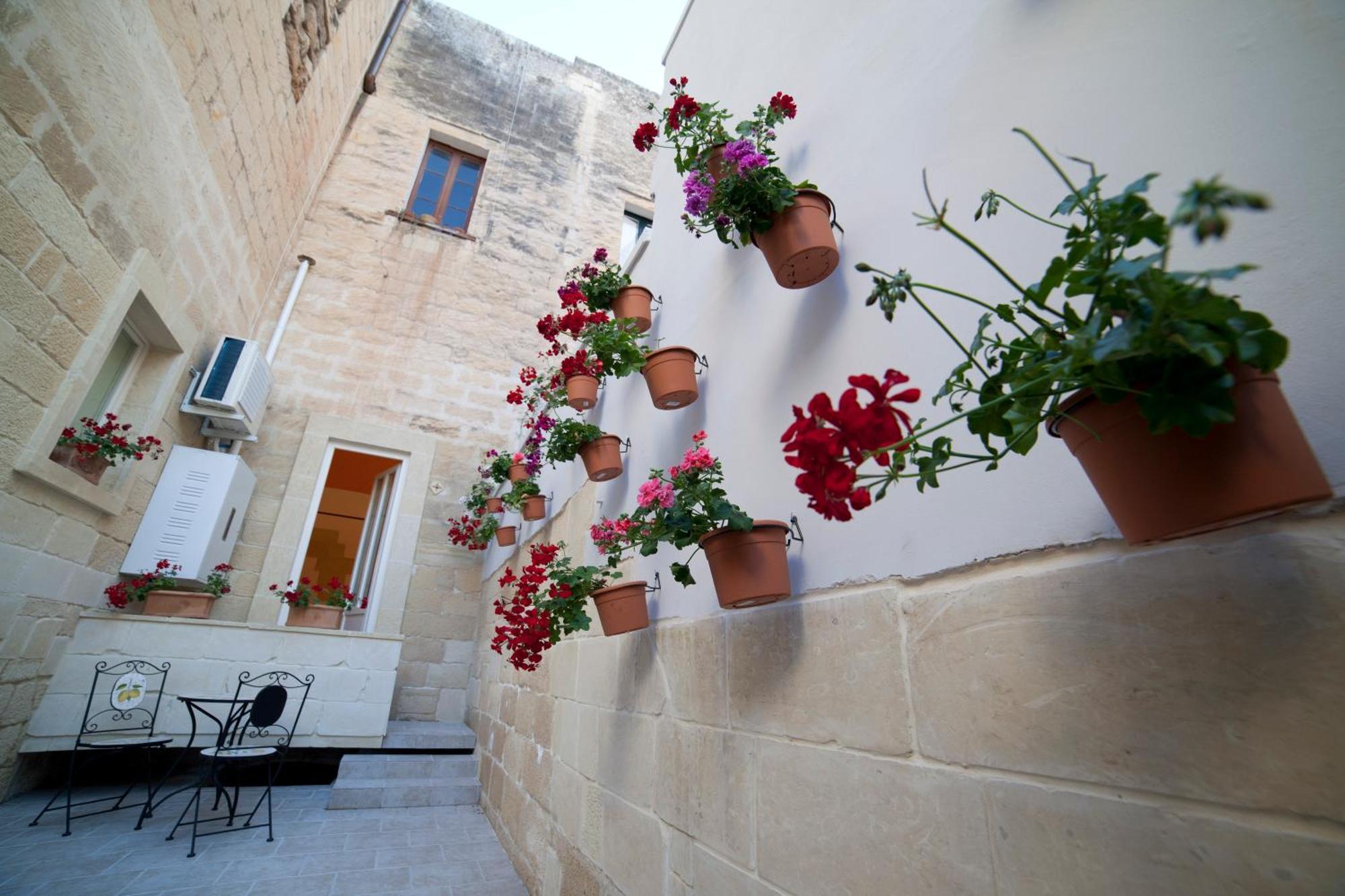 19Venti Bed and Breakfast Lecce Exteriör bild